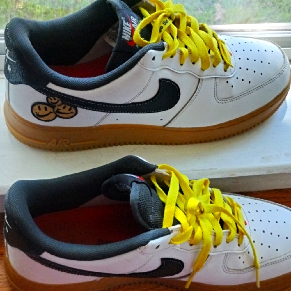 Trying to start a shoe selling buisness